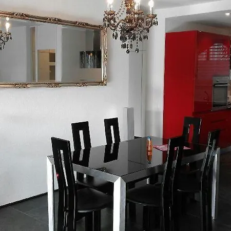 Gepflegte Ferienwohnung Mit Aussenpool *