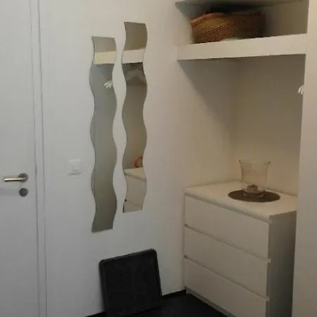 Gepflegte Ferienwohnung Mit Aussenpool